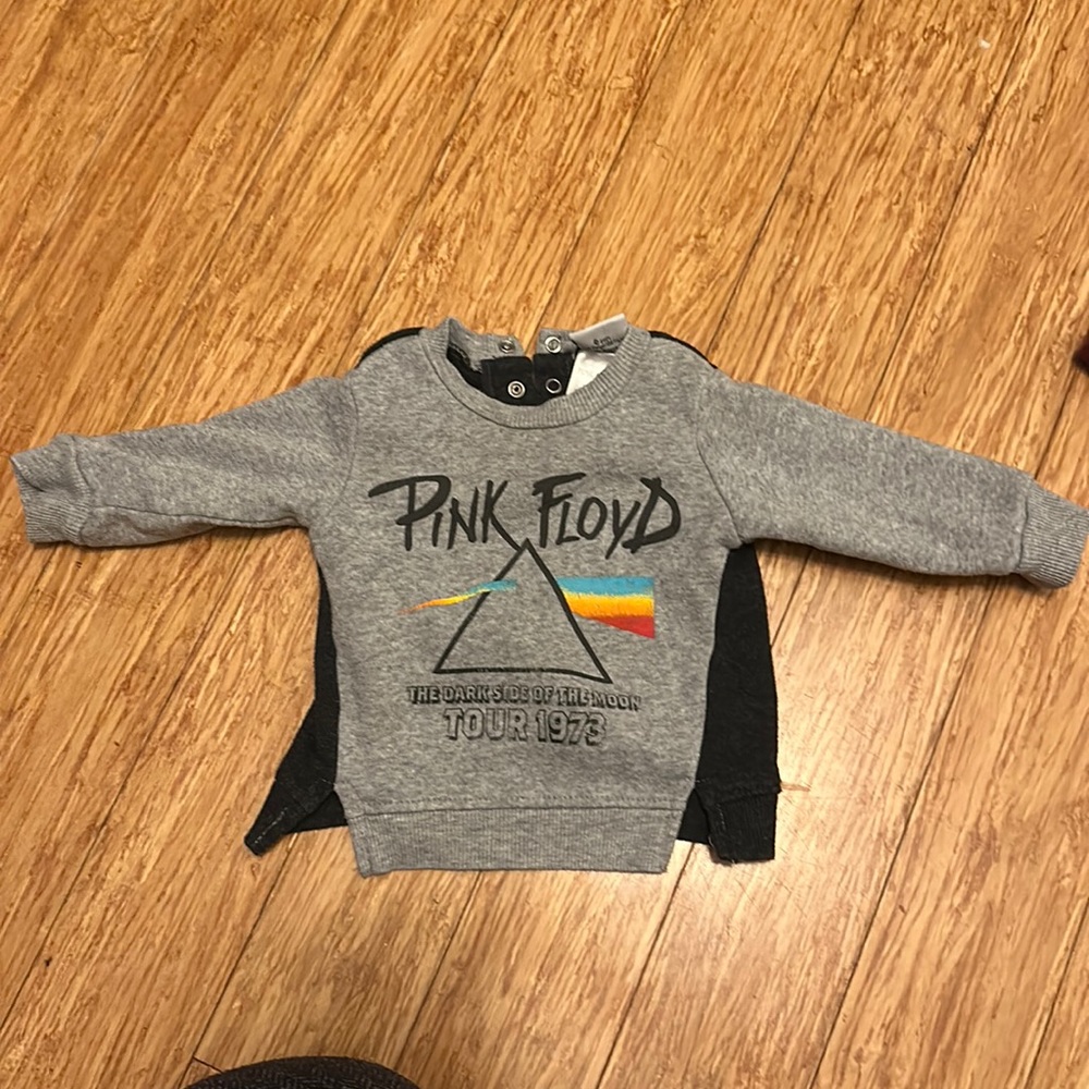 SOLD Pink Floyd sweatshirt for kids!